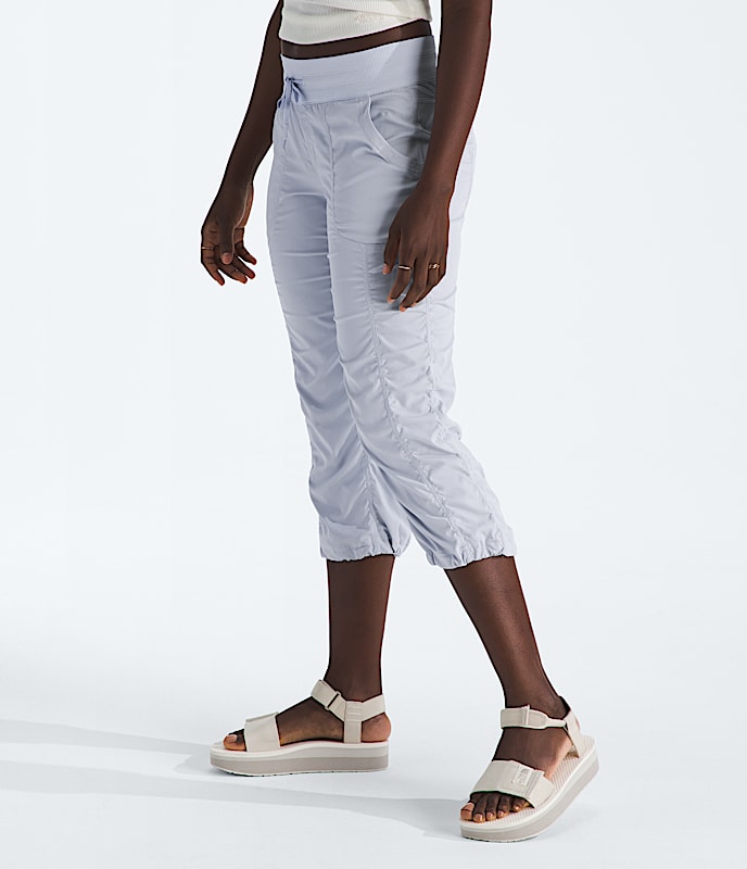 Women's Aphrodite 2.0 Capris - Image 4