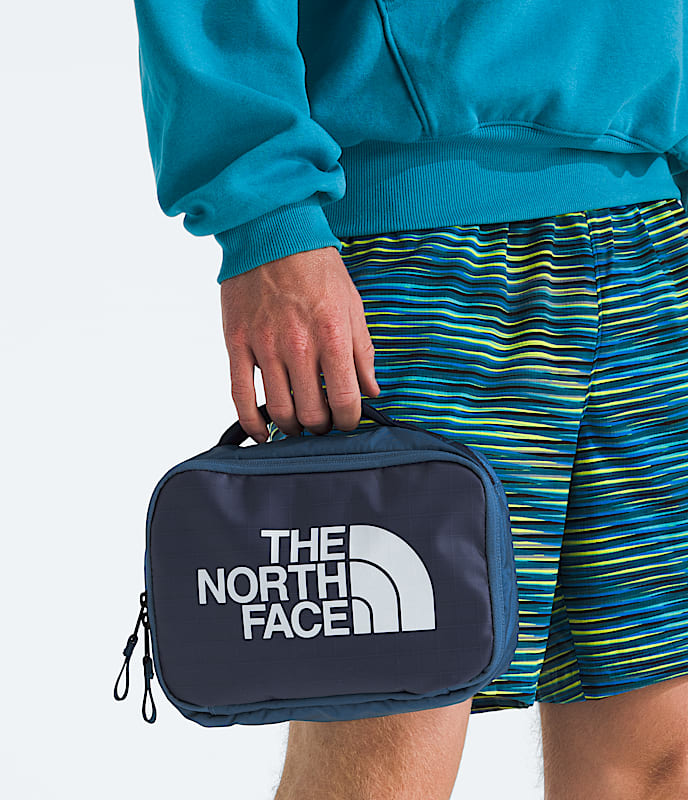 Base Camp Voyager Toiletry Kit - Image 4